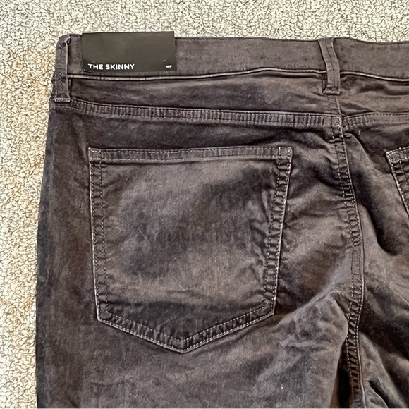 Ann Taylor Pants Womens 16 Petite Black Velour Velvet The Skinny NWT - Picture 10 of 10